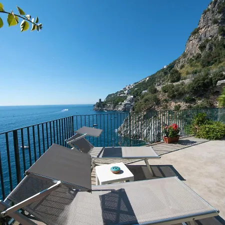 Villa Il Corallo By Interhome