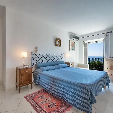 Il Corallo By Interhome Furore